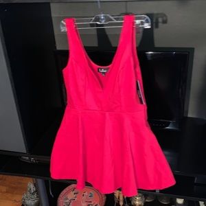 Lulus Dress Size L length from back to Botton 22 1/2 inches NWT